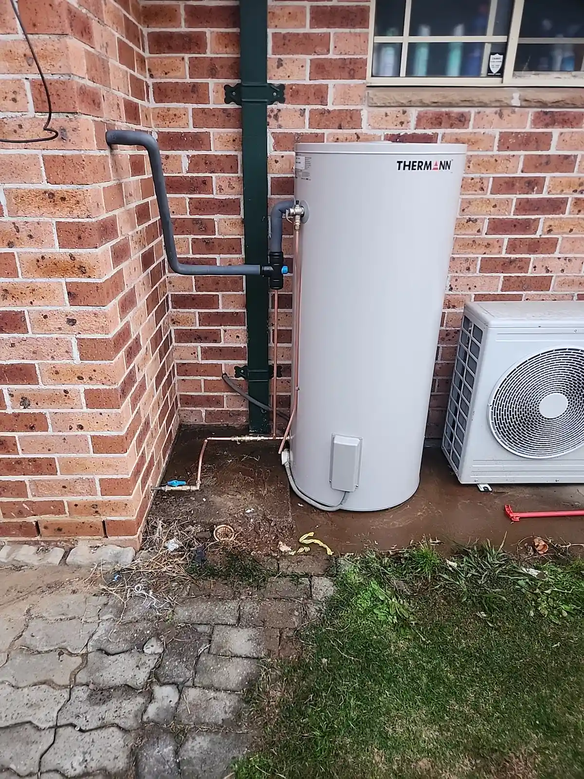 Hot Water services 2 FAST, RELIABLE HOT WATER REPAIRS